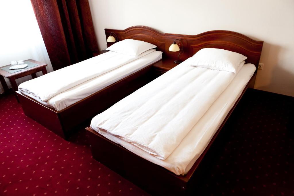 Hotel Aramia Satu Mare Room photo