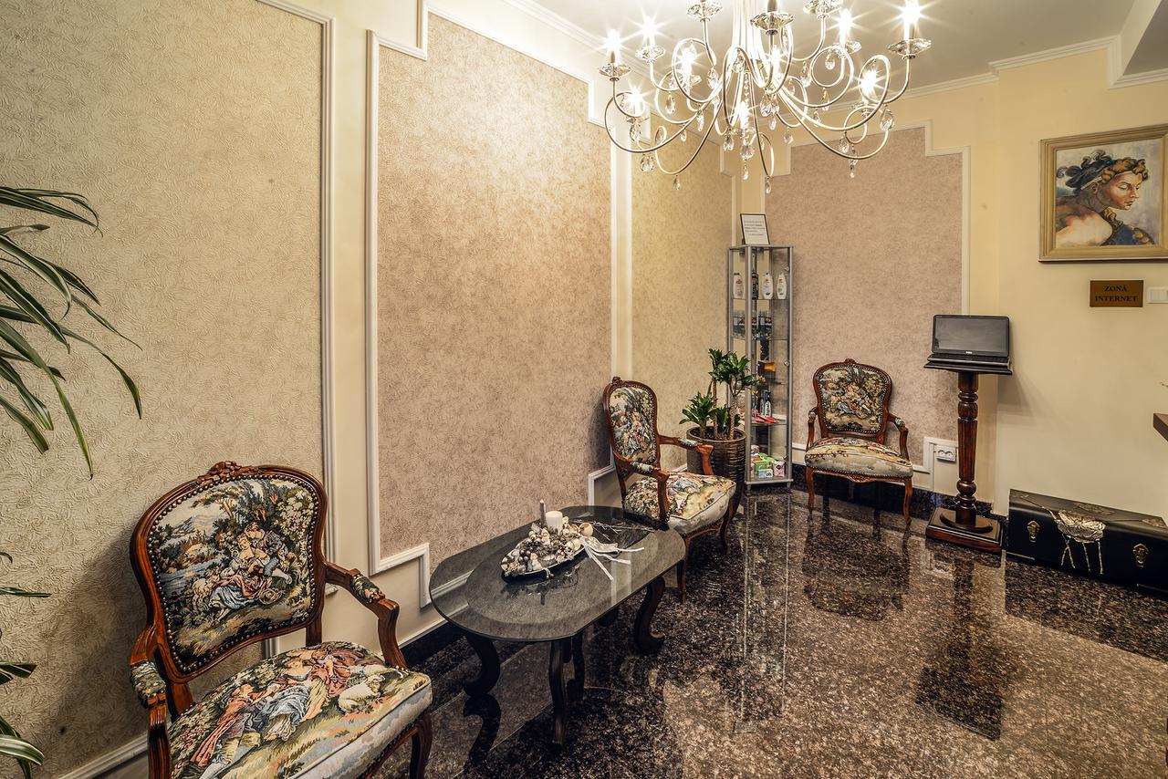 Hotel Aramia Satu Mare Exterior photo